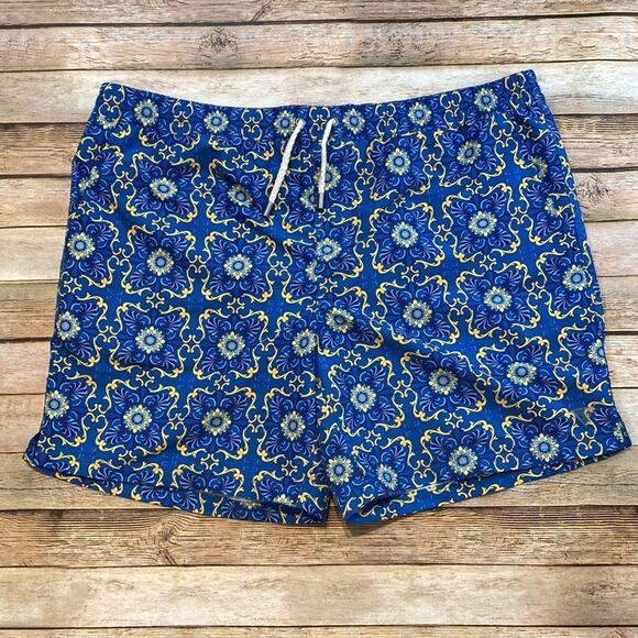 GUESS Men's Woven Mosaic Swim Trunks NWT XXL - Picture 1 of 5